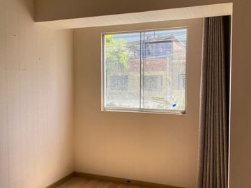 VENDO LINDO DPTO DE ESTRENO DE DOS DORM EN BREÑA
