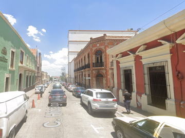 Casa En Venta, En La Calle De Muzquiz, Centro Metropolitano, Saltillo, Coahuila. Remate Bancario Jmjc20-56