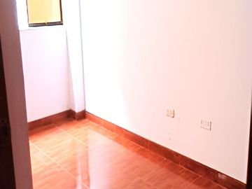 Venta Casa De 2 Pisos Más Aires - Mi Perú, Callao