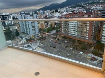 LOFT EN VENTA EN LA CAROLINA A POCOS PASOS DEL QUICENTRO