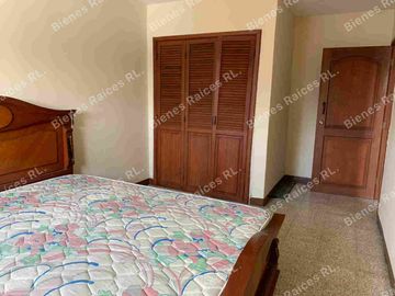 DEPARTAMENTO EN VENTA EN EL CENTRO DE GUAYAQUIÑ