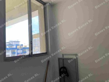 DEPARTAMENTO EN VENTA EN EL CENTRO DE GUAYAQUIÑ