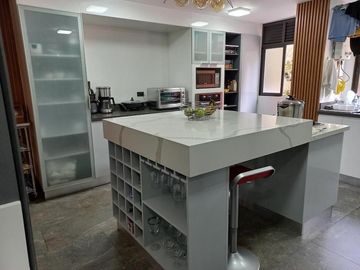 Apartamento En Venta En Laureles Medellín