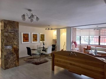 Apartamento En Venta En Laureles Medellín