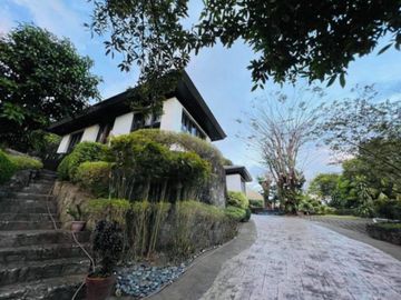 2-Storey House & Lot in Blue Ridge A Quezon City with Panoramic Antipolo Skyline Views