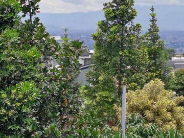 Dijual Rumah LUX View Kota Bandung di Resort Dago Pakar dkt Cigadung Awiligar