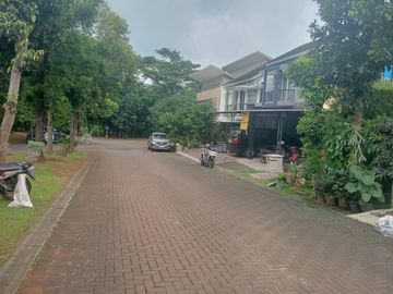 Disewakan Rumah Cluster Costarica Delatinos BSD City Tangerang Selatan Murah Bagus Nyaman Strategis Siap Huni