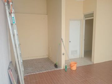 Disewakan Rumah Cluster Costarica Delatinos BSD City Tangerang Selatan Murah Bagus Nyaman Strategis Siap Huni