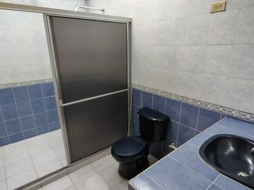 Venta de amplia casa en Guadalupe Dosquebradas