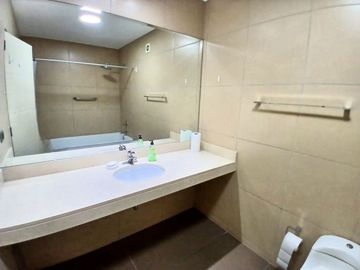 🏡 AMPLIO DEPARTAMENTO EN SAN ISIDRO CON TERRAZA PRIVADA Y VISTA AL PARQUE BUSTAMANTE