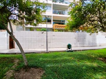 🏡 AMPLIO DEPARTAMENTO EN SAN ISIDRO CON TERRAZA PRIVADA Y VISTA AL PARQUE BUSTAMANTE