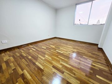 Alquiler de Departamento en Calle Cataluña, Surco, Universidad Champagnat