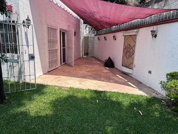 Venta de bonita casa en excelente fraccionamiento Valle Verde de Yautepec, Mor.