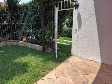 Venta de bonita casa en excelente fraccionamiento Valle Verde de Yautepec, Mor.