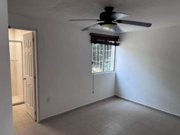 Venta de bonita casa en excelente fraccionamiento Valle Verde de Yautepec, Mor.
