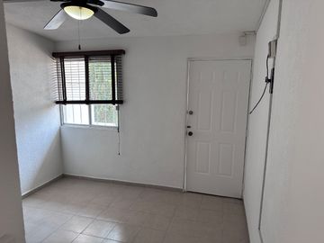 Venta de bonita casa en excelente fraccionamiento Valle Verde de Yautepec, Mor.