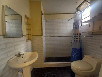 🏡 ALQUILER DE AMPLIA CASA EN JESÚS MARÍA – ZONA SEGURA Y CÉNTRICA