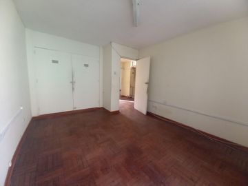🏡 ALQUILER DE AMPLIA CASA EN JESÚS MARÍA – ZONA SEGURA Y CÉNTRICA
