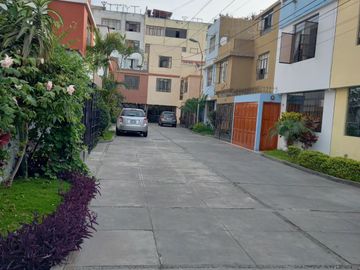 🏡 ALQUILER DE AMPLIA CASA EN JESÚS MARÍA – ZONA SEGURA Y CÉNTRICA