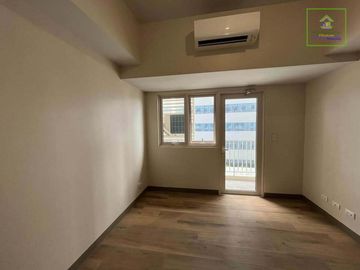 RESIDENTIAL CONDO FOR PARK MCKINLEY WEST TAGUIG