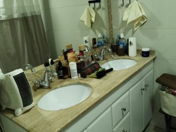 Casa 3 dormitorios 1 baño, Villa Santa Carolina Macul