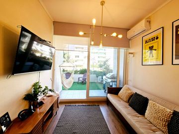 ESPECTACULAR OPORTUNIDAD EN HUECHURABA CON PATIO Y 2E