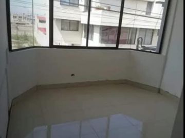Venta de casa de 120 m2 de contrucción con 1 terreno de 250 m2 en Marianitas de calderón.