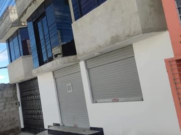 Venta de casa de 120 m2 de contrucción con 1 terreno de 250 m2 en Marianitas de calderón.