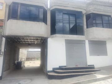 Venta de casa de 120 m2 de contrucción con 1 terreno de 250 m2 en Marianitas de calderón.