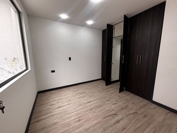 Casas de Venta en Cuenca Ecuador casa con departamentos