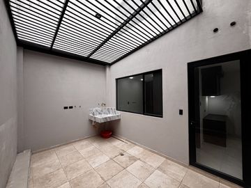 Casas de Venta en Cuenca Ecuador casa con departamentos
