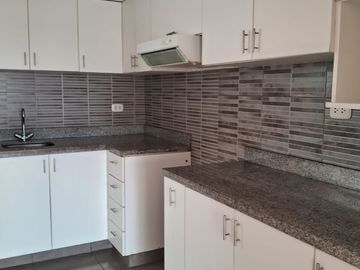 ALQUILO EXCLUSIVO DUPLEX A UNA CUADRA DEL LIMA CRICKET &FOOTBALL CLUB EN MAGDALENA