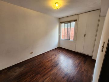 Vendo Departamento Muy Bien Ubicado Cerca a Av del Ejercito en Primer Piso