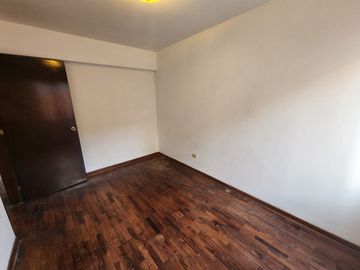 Vendo Departamento Muy Bien Ubicado Cerca a Av del Ejercito en Primer Piso