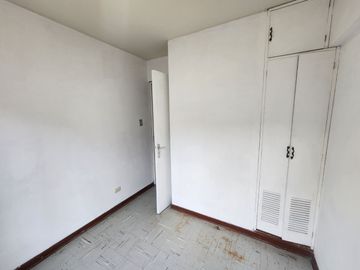Vendo Departamento Muy Bien Ubicado Cerca a Av del Ejercito en Primer Piso