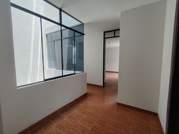 🏡 ¡Gran Oportunidad! Venta de Casa de 4 Pisos en Carapongo – Independiente y Rentable