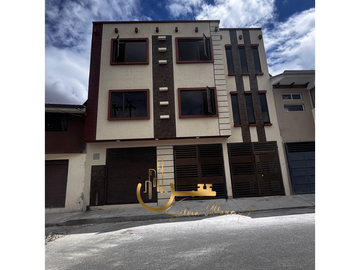Casas en Venta en Cuenca Ecuador Casas con Locales Comerciales Cerca el Monay Shoping