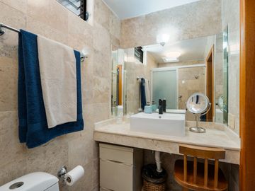 Disfruta la tranquilidad de la ribera en esta bonita casa en Mirasol!