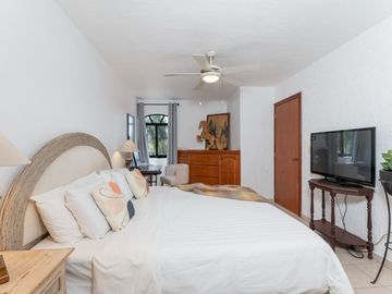 Disfruta la tranquilidad de la ribera en esta bonita casa en Mirasol!