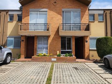 SE VENDE CASA CAMPESTRE MADRID (HACIENDA CASA BLANCA EL CANEY)