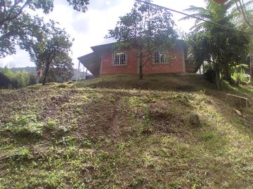 Venta hermosa Casa Finca, Vereda Quebrada Arriba, Copacabana Antioquia.