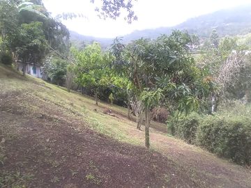 Venta hermosa Casa Finca, Vereda Quebrada Arriba, Copacabana Antioquia.