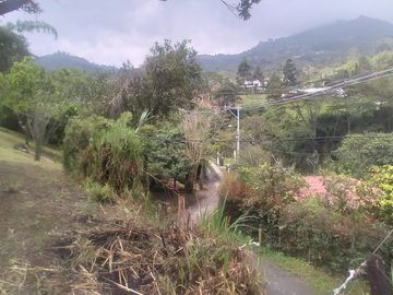 Venta hermosa Casa Finca, Vereda Quebrada Arriba, Copacabana Antioquia.