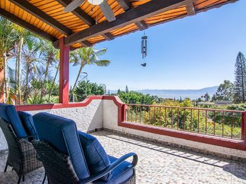 Inigualables vistas en esta hermosa casa!
