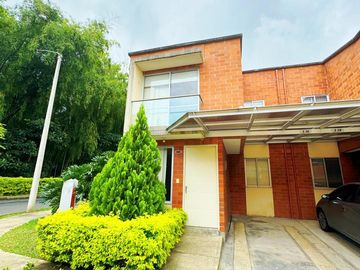CASA SECTOR GALICIA  PEREIRA