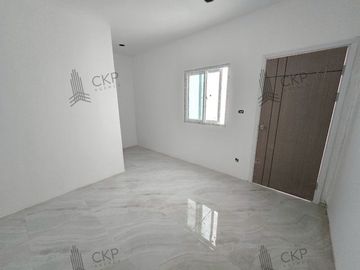 Single-storey townhouse (new), newly built in Soi Liap Khlong 8, next to 7-Eleven, size 29.3 sq wa.