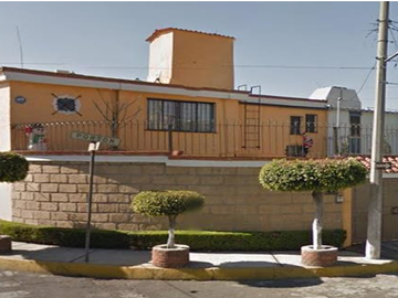 VENTA DE HERMOSA CASA