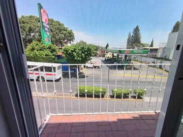 EN RENTA,  AMPLIO DEPARTAMENTO AVENIDA EMILIANO ZAPATA, 4 RECÁMARAS, ESTUDIO