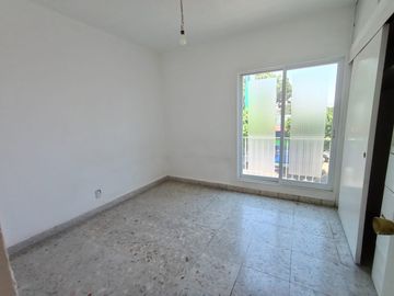 EN RENTA,  AMPLIO DEPARTAMENTO AVENIDA EMILIANO ZAPATA, 4 RECÁMARAS, ESTUDIO