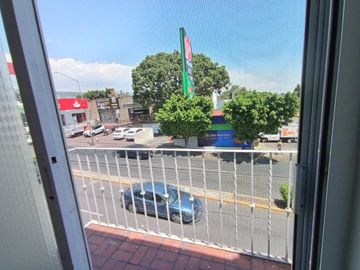 EN RENTA,  AMPLIO DEPARTAMENTO AVENIDA EMILIANO ZAPATA, 4 RECÁMARAS, ESTUDIO